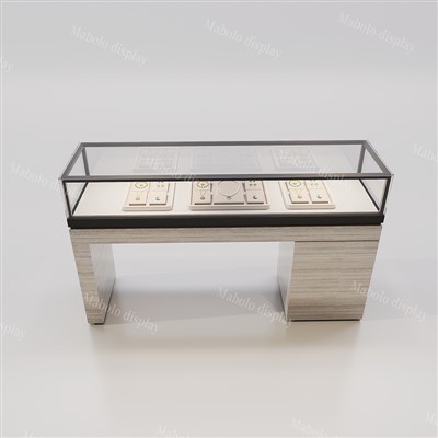 Pameran Jam Bingkai Logam